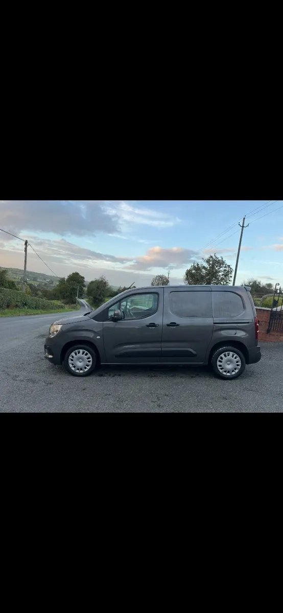 Vauxhall Combo 2021 - Image 3