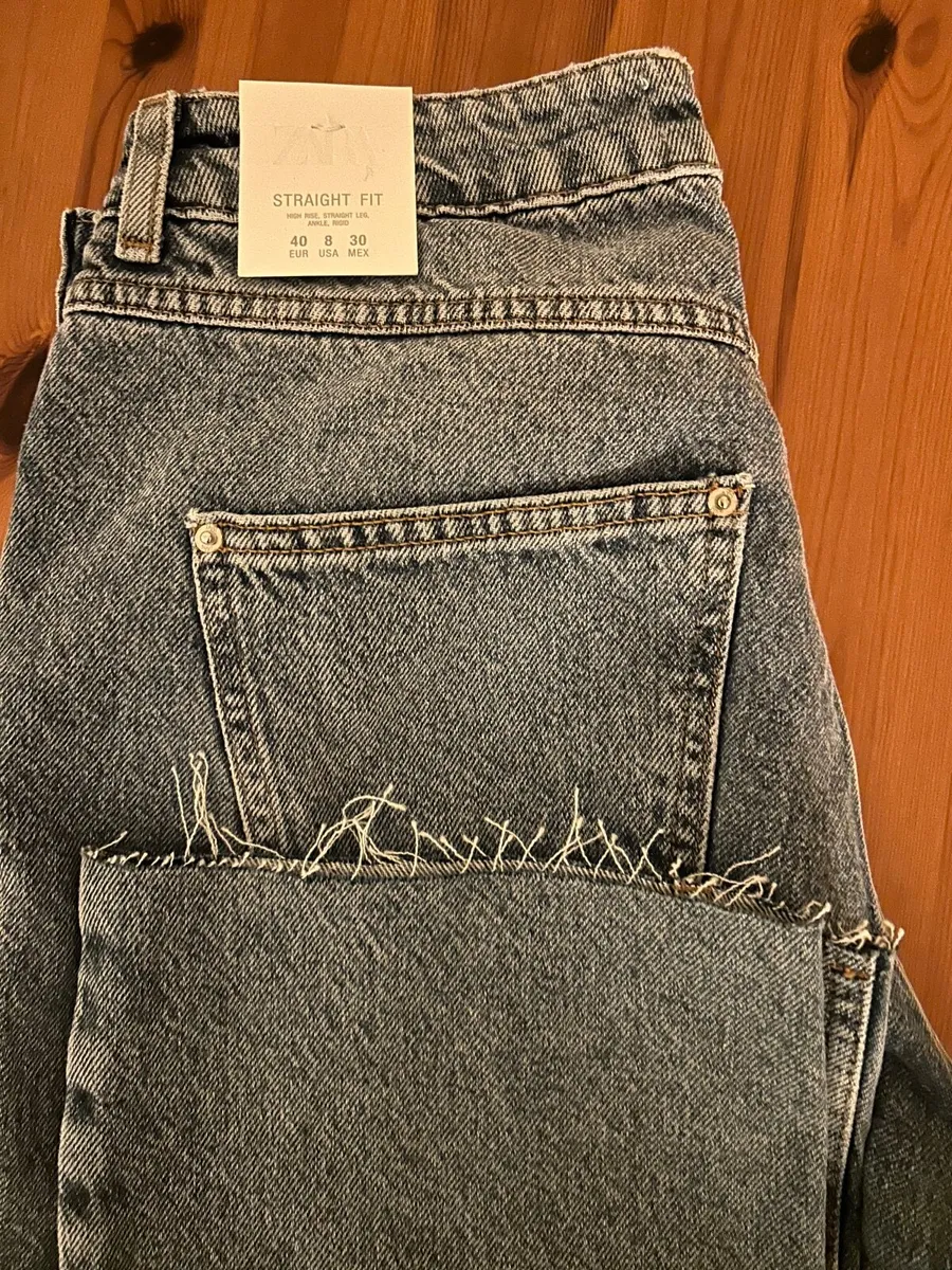 Clothes - Image 2