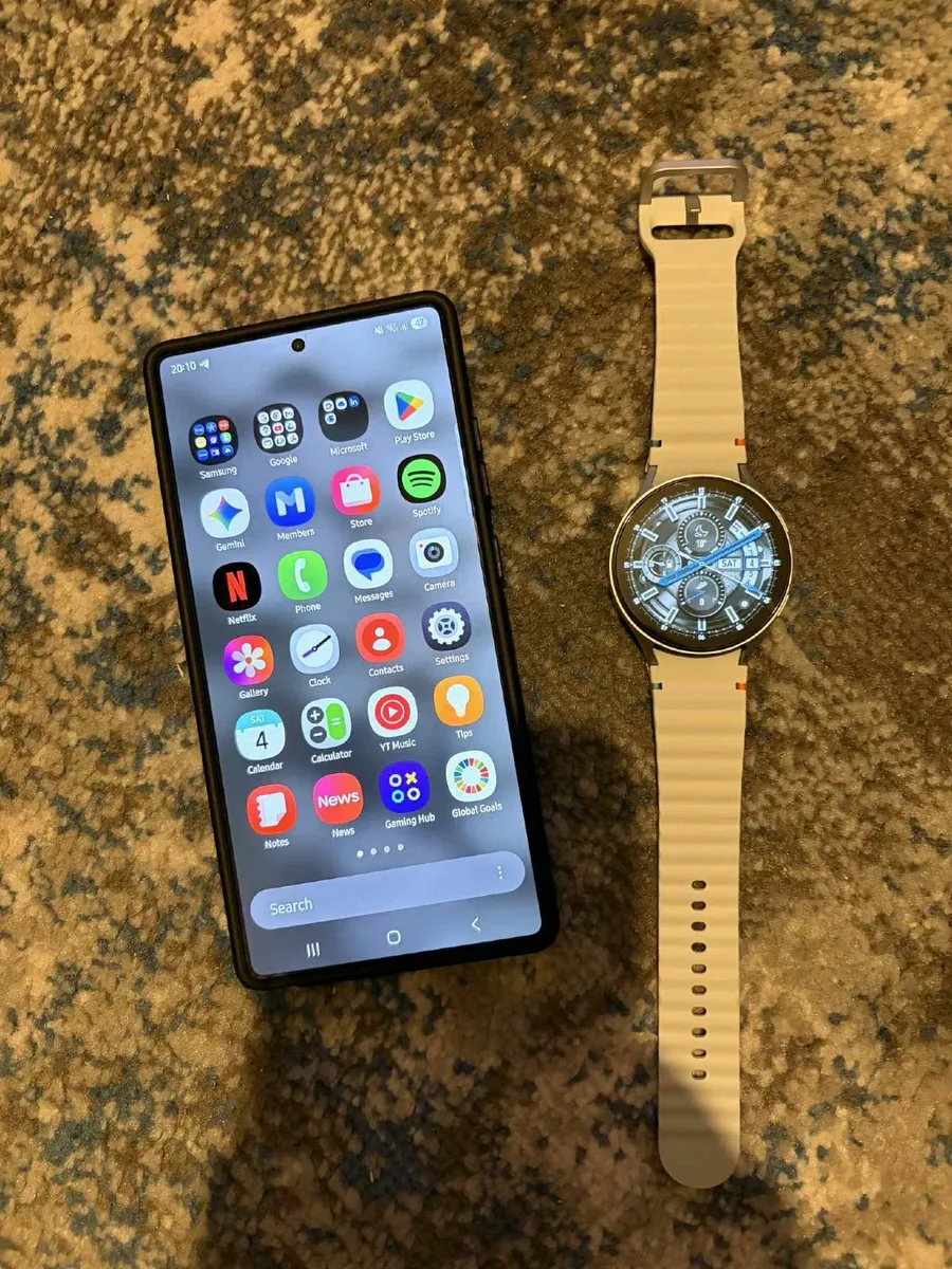Galaxy s25ultra & Galaxy watch - Image 3