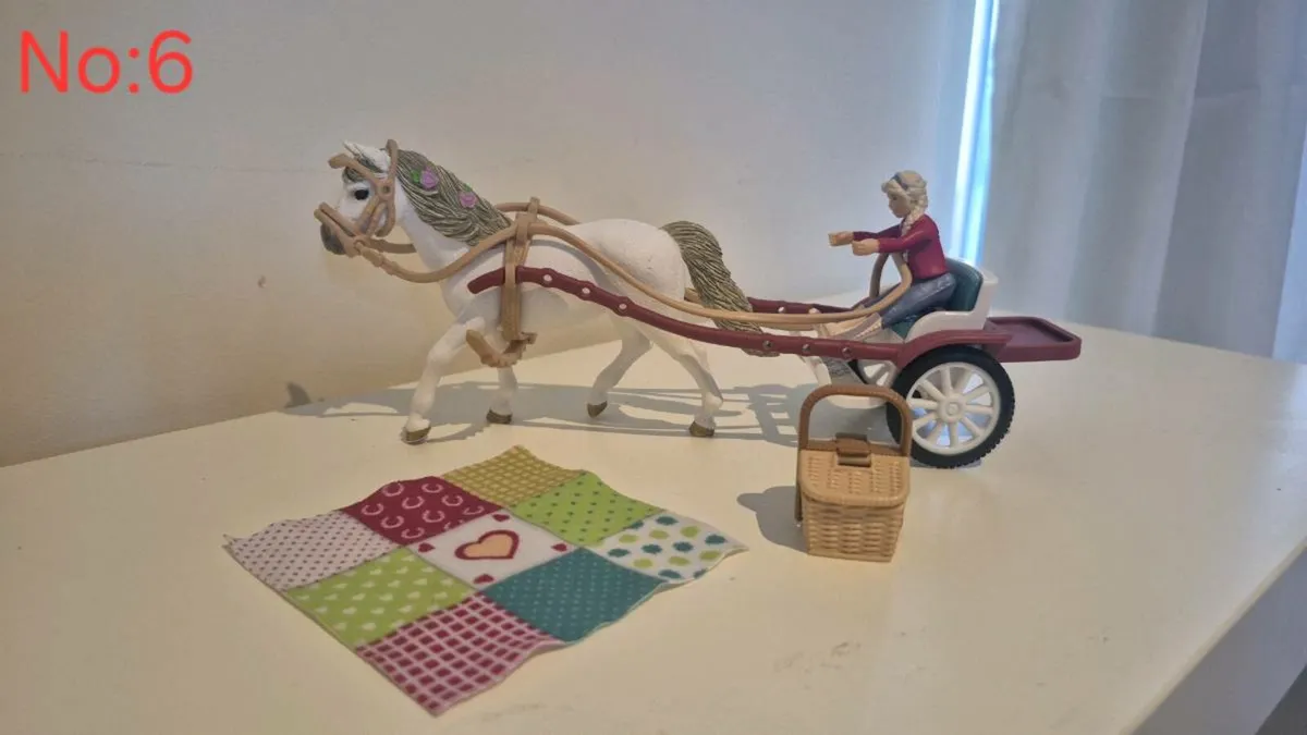 Schleich items - Image 3