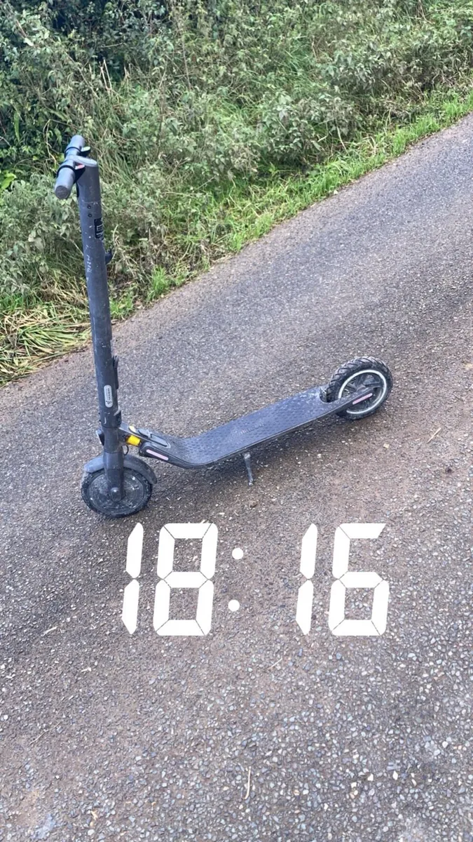 E scooter - Image 1