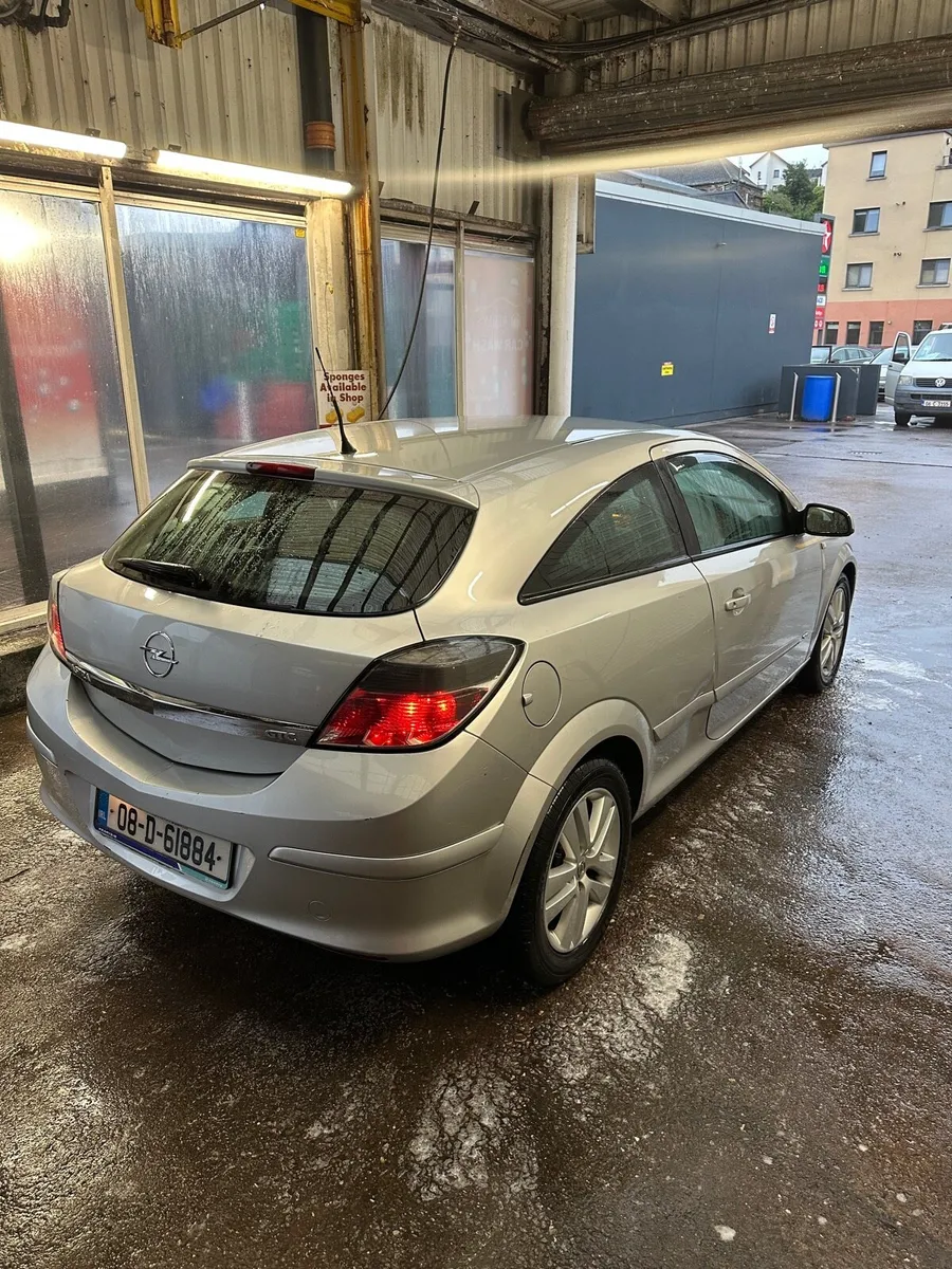 Opel Astra 1.4l Gtc - Image 4