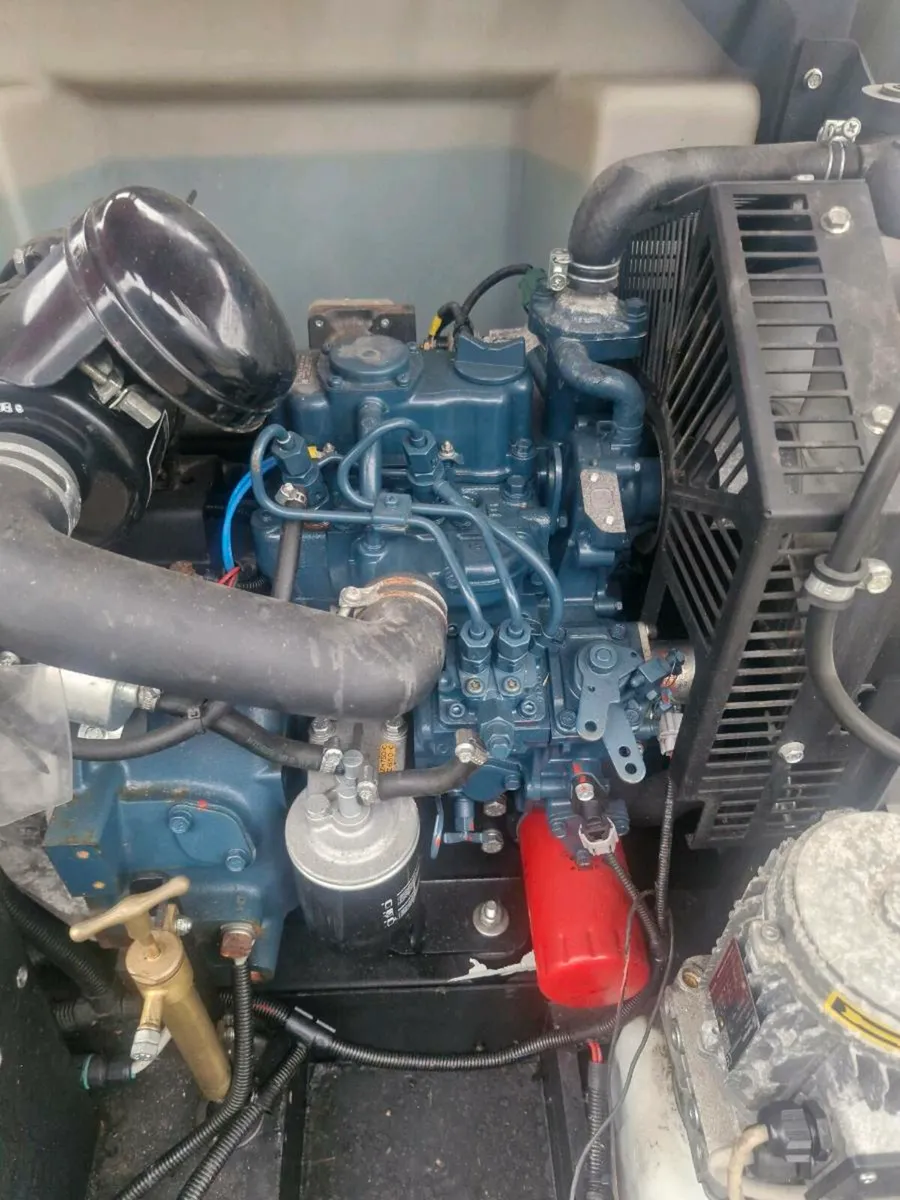 Kubota engine - Image 2