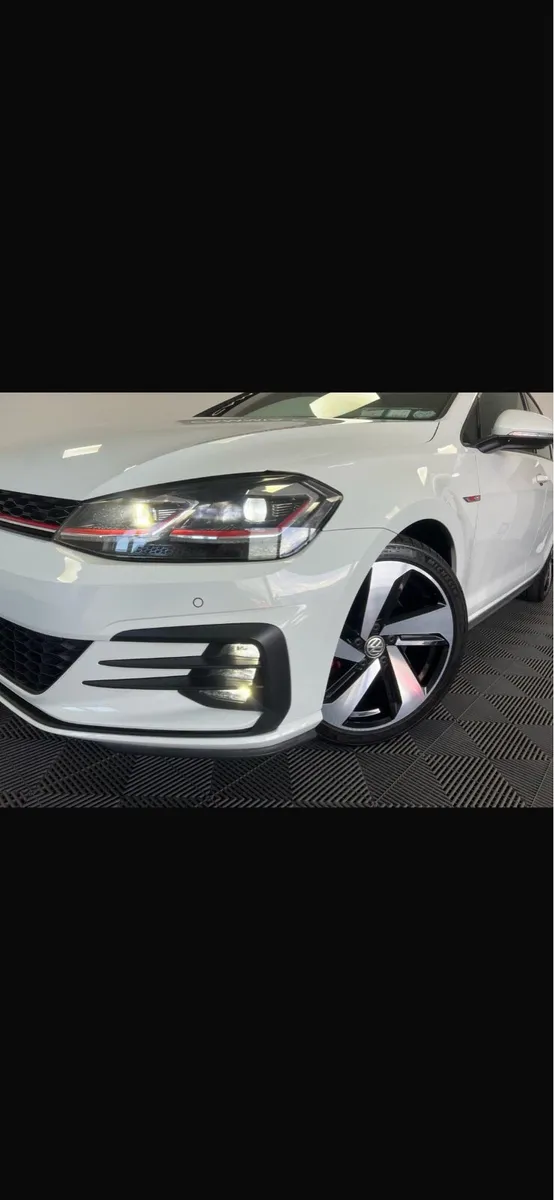 Vw golf GTI 7.5 2017 - Image 3