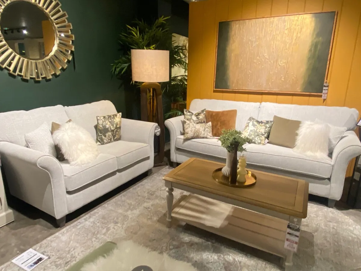 4-Seater Couch – Like New – 6 Months Old - Image 4