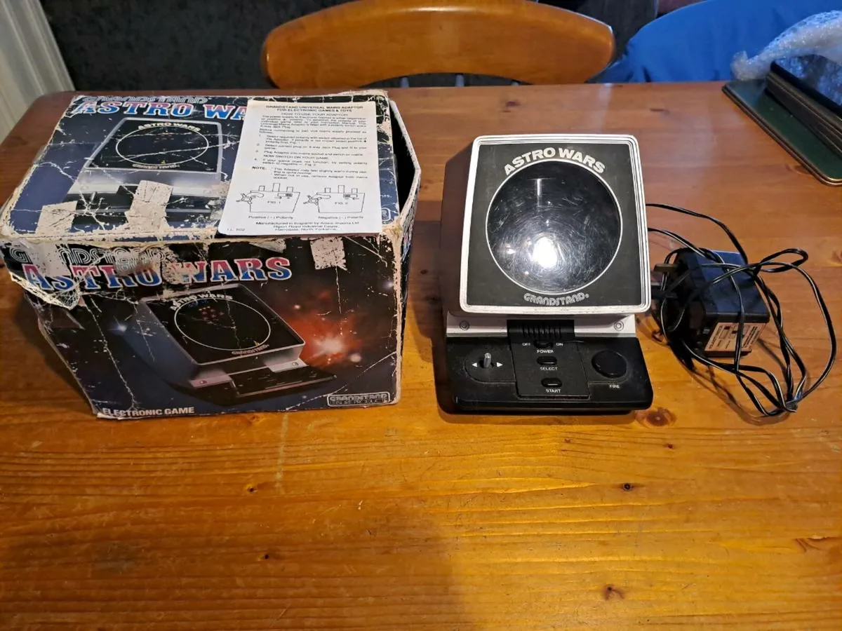 Vintage Grandstand Astro Wars - Image 2
