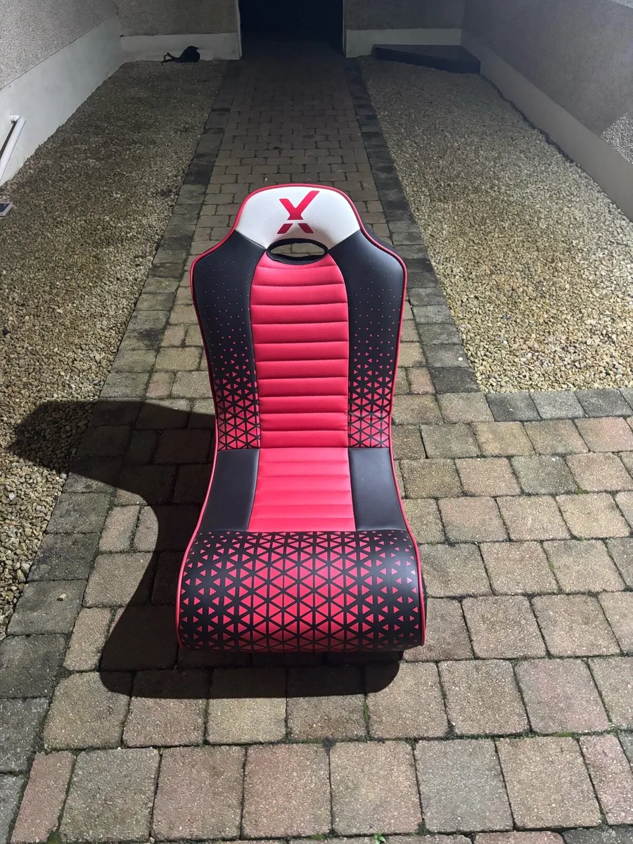 X rocker gaming chair - Image 1