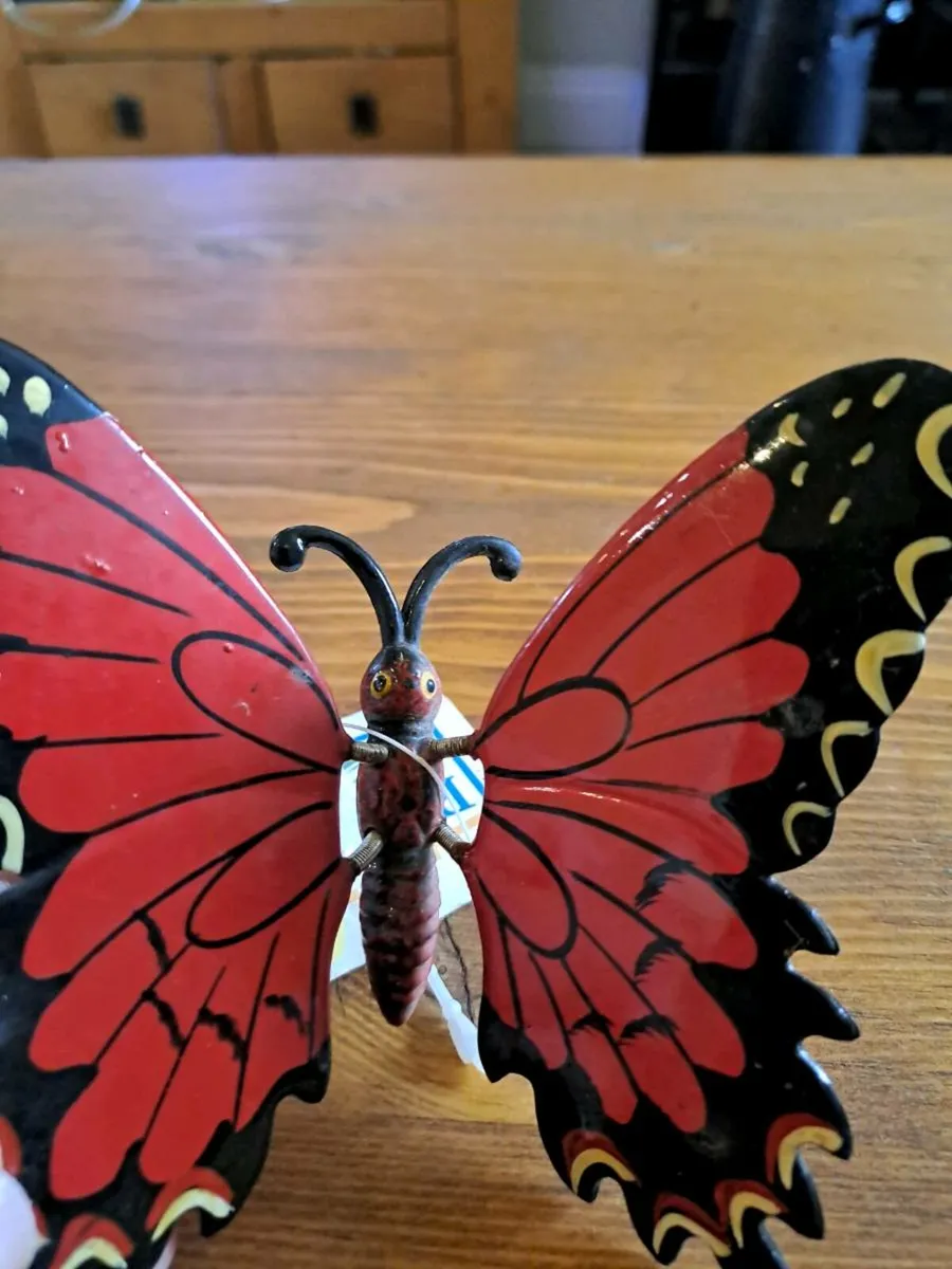 Free butterfly Garden ornament - Image 2