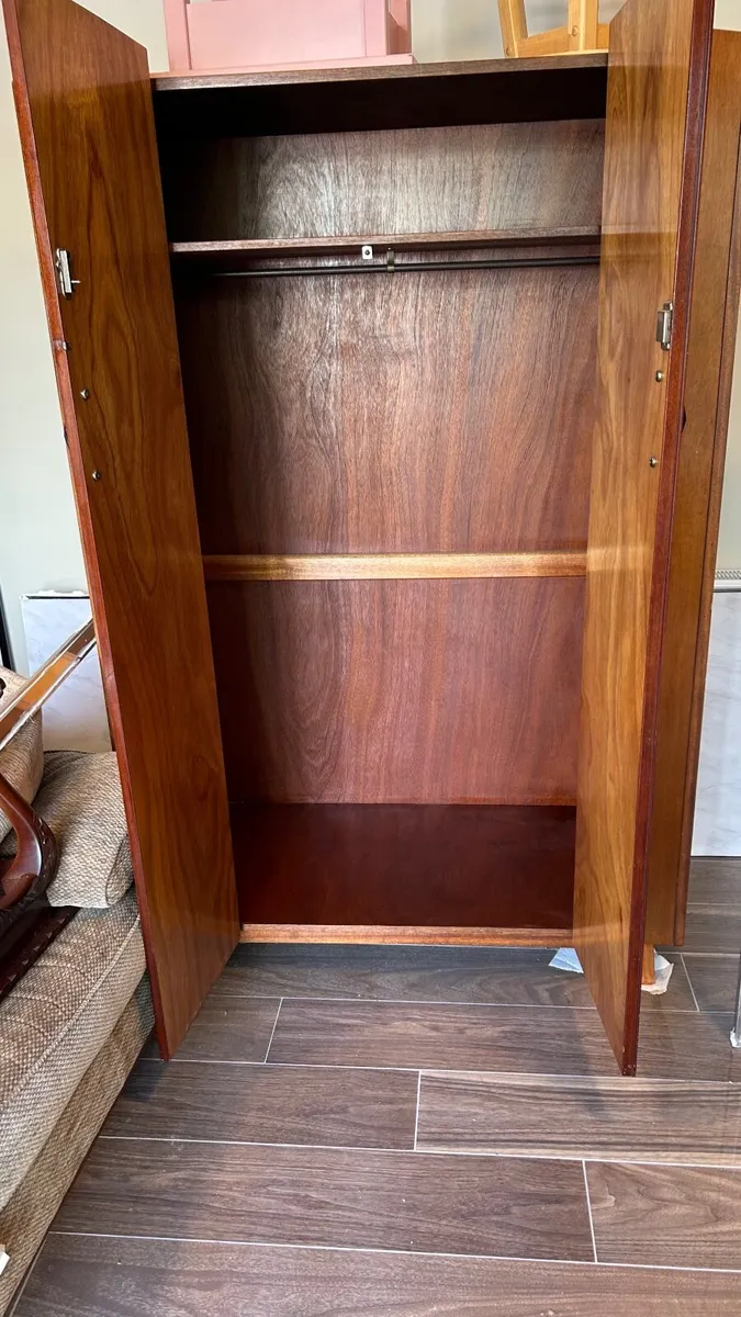 Wardrobe - Image 3