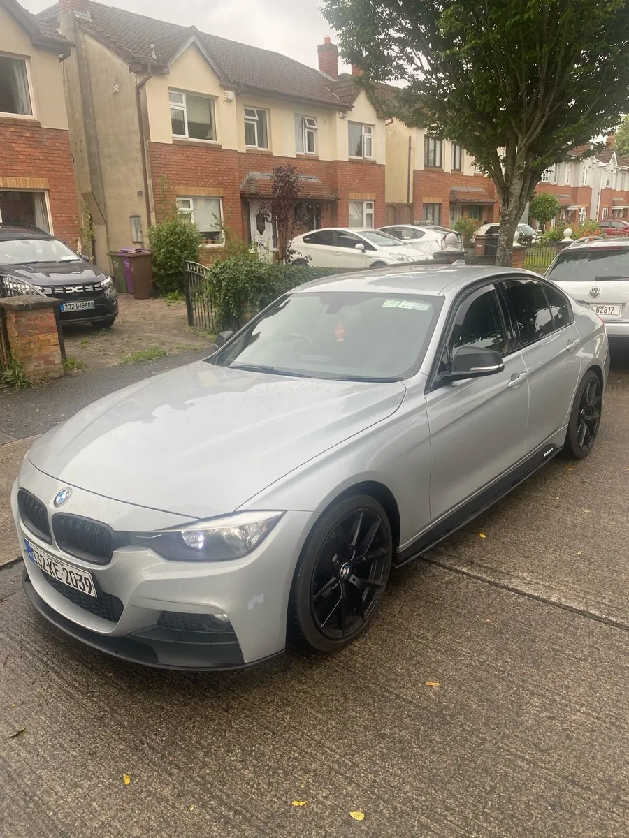 BMW 3-Series 2013 - Image 4