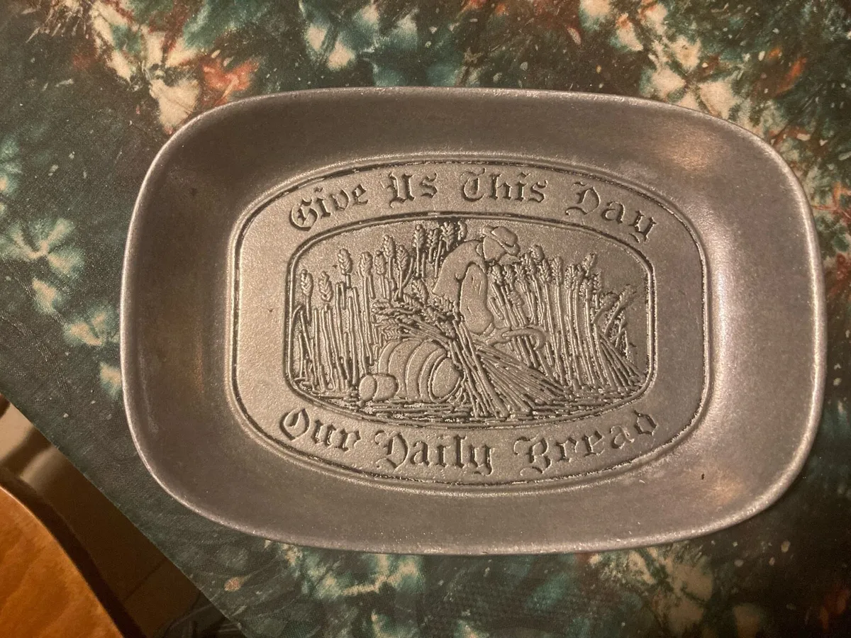USA vintage pewter communion plate free postage - Image 1