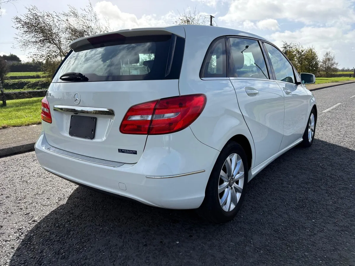 2014 MERCEDES B CLASS 1.6 PETROL AUTOMATIC - Image 4