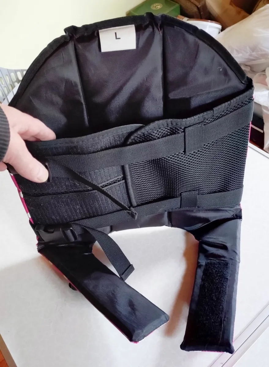ADJUSTABLE DOGS LIFE JACKET (USED). - Image 2