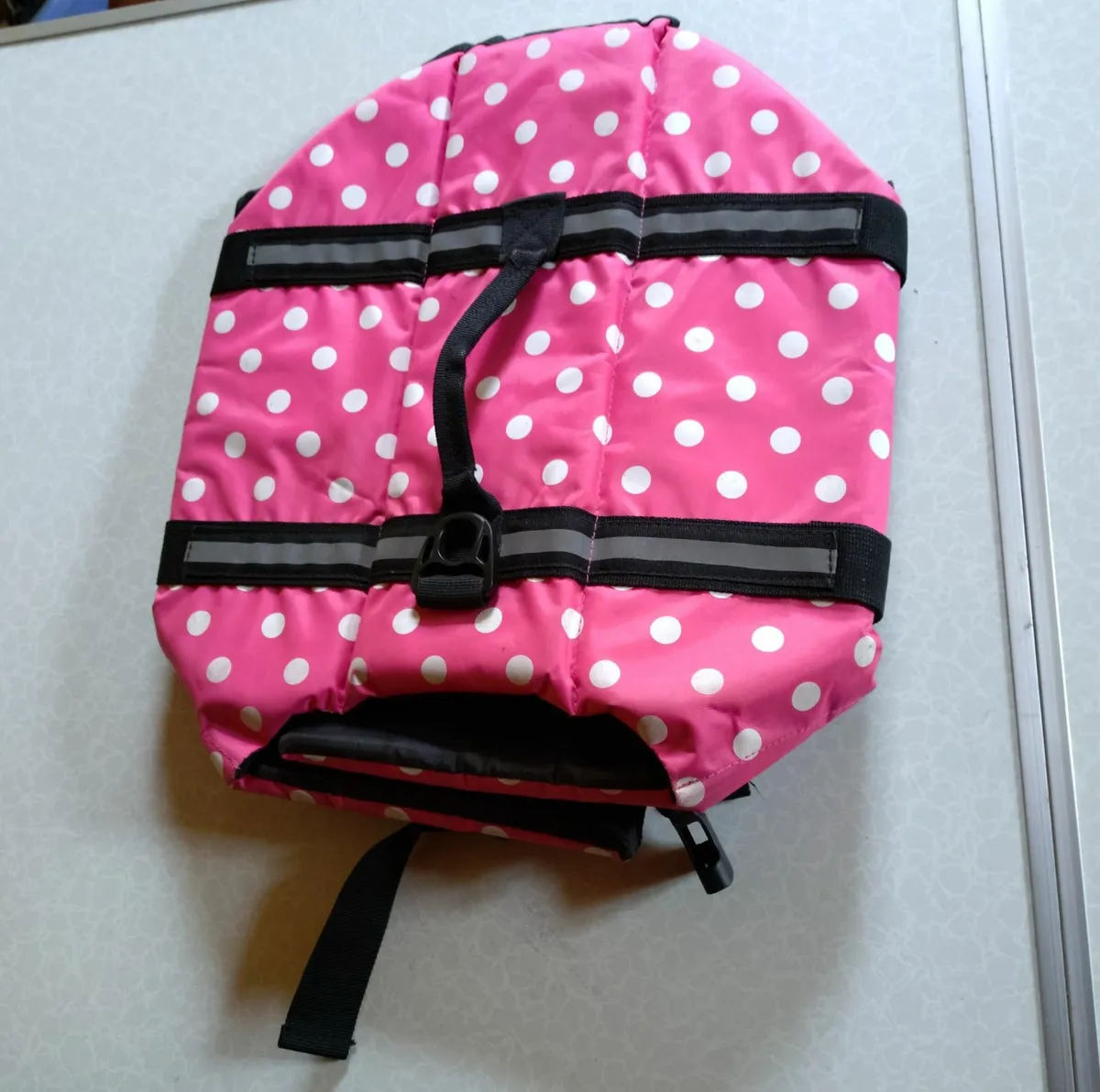 ADJUSTABLE DOGS LIFE JACKET (USED). - Image 3