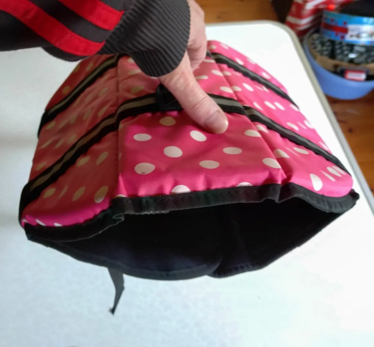 ADJUSTABLE DOGS LIFE JACKET (USED). - Image 4