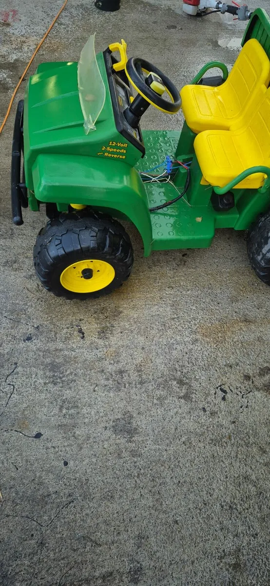 John Deere Gator - Image 1