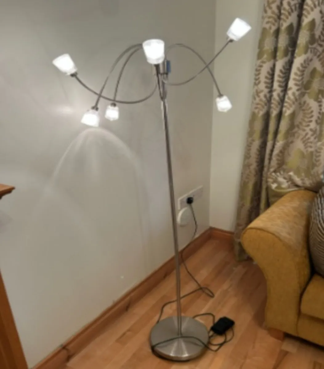 Floor lamp - Image 1