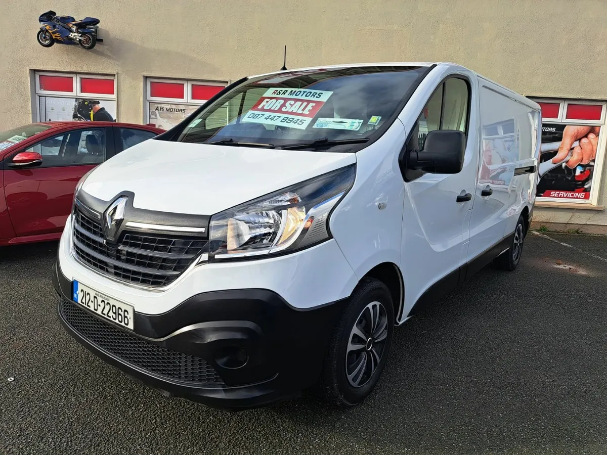 Renault Trafic 212 Long Base Only 71 k Km New CVRT - Image 1