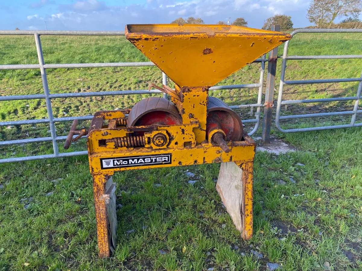 McMaster corn roller - Image 1