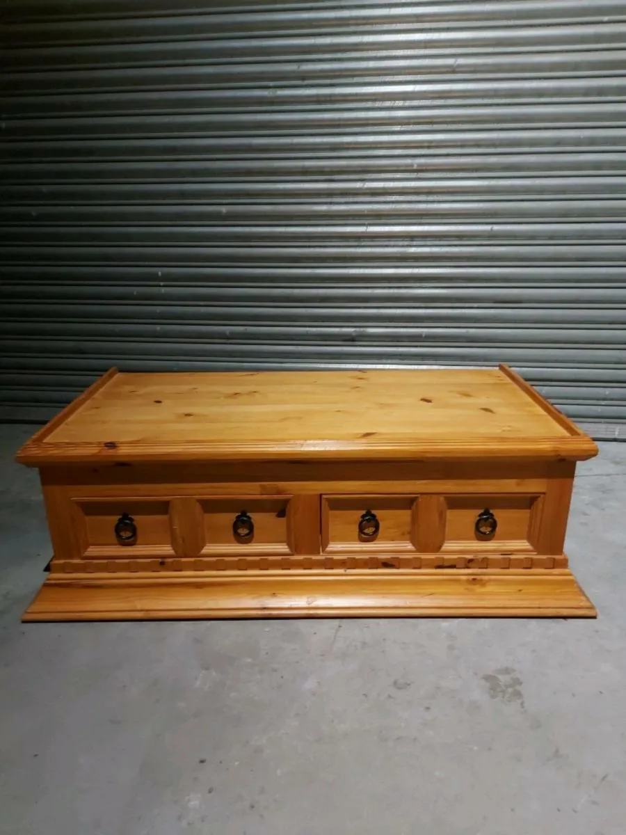 Wardrobe - Image 4