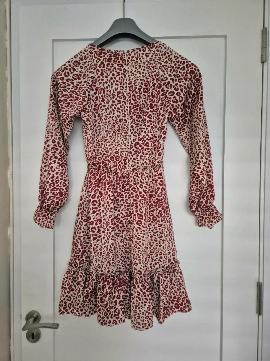 Ax Paris brown/cream dress. Size Xs - Image 2
