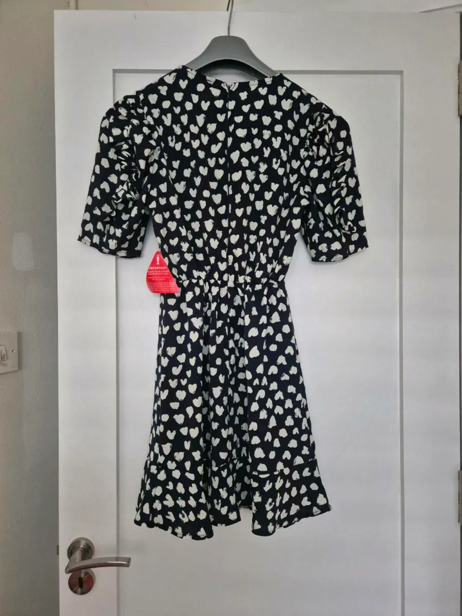 Ax Paris navy/cream dress. Excellent condition - Image 2