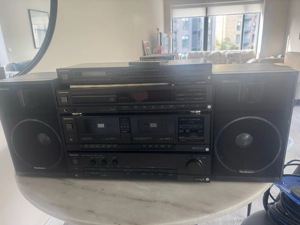 Technics Hi-Fi System- Sound Amazing ! - Image 1