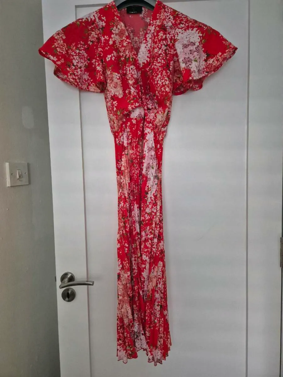 Ax Paris red maxi dress. Excellent condition - Image 2