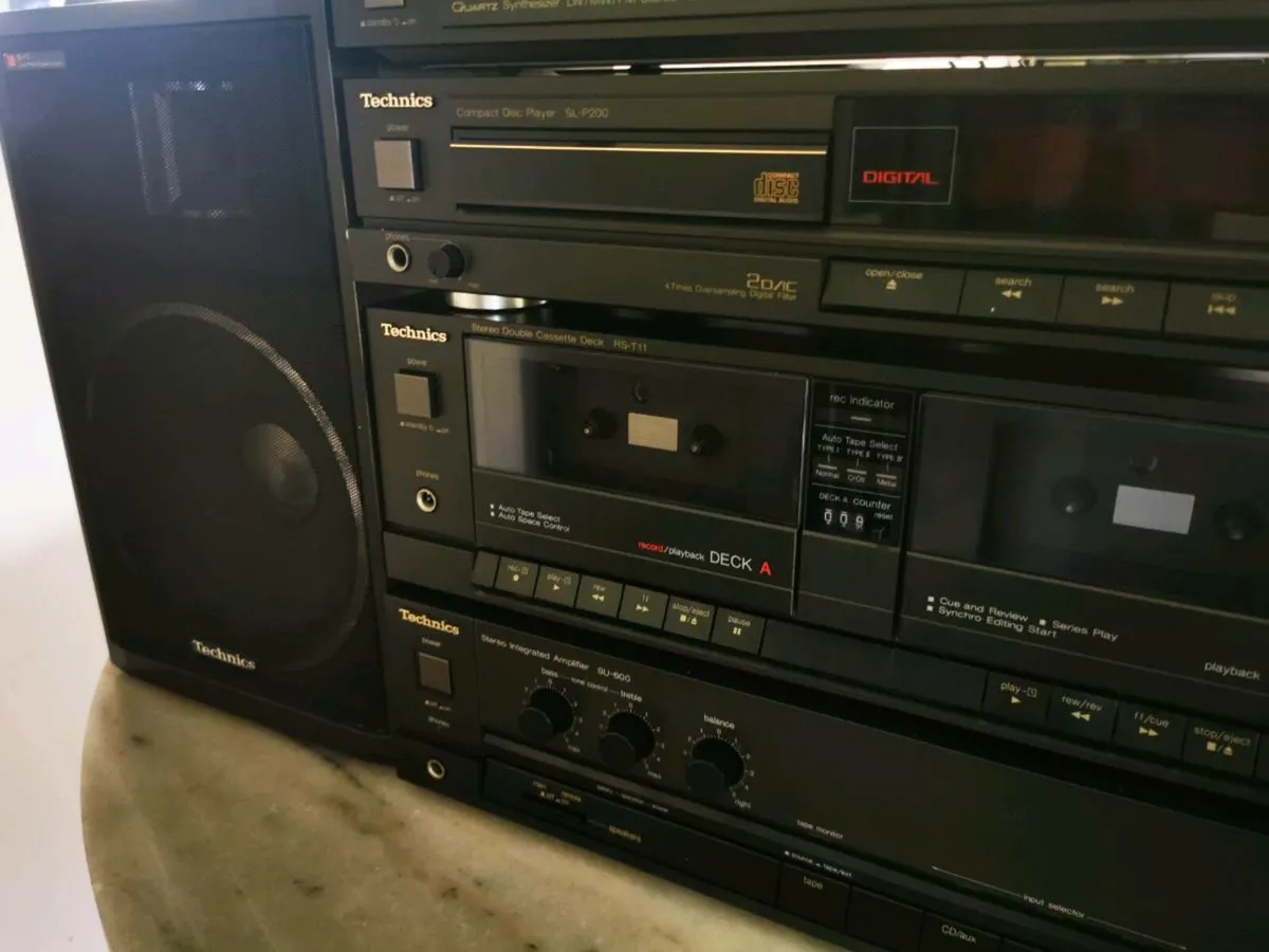 Technics Hi-Fi System- Sound Amazing ! - Image 2