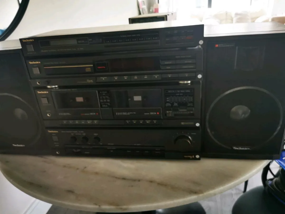 Technics Hi-Fi System- Sound Amazing ! - Image 3