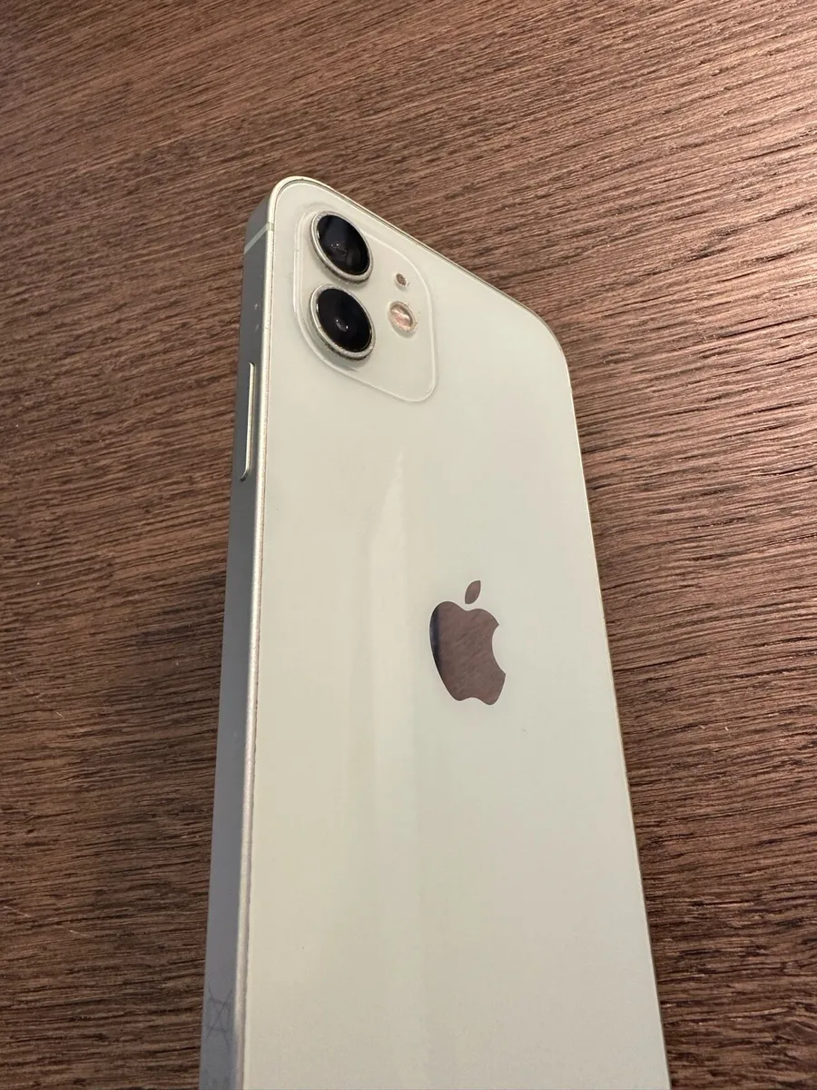 iPhone 12 64GB - Image 3