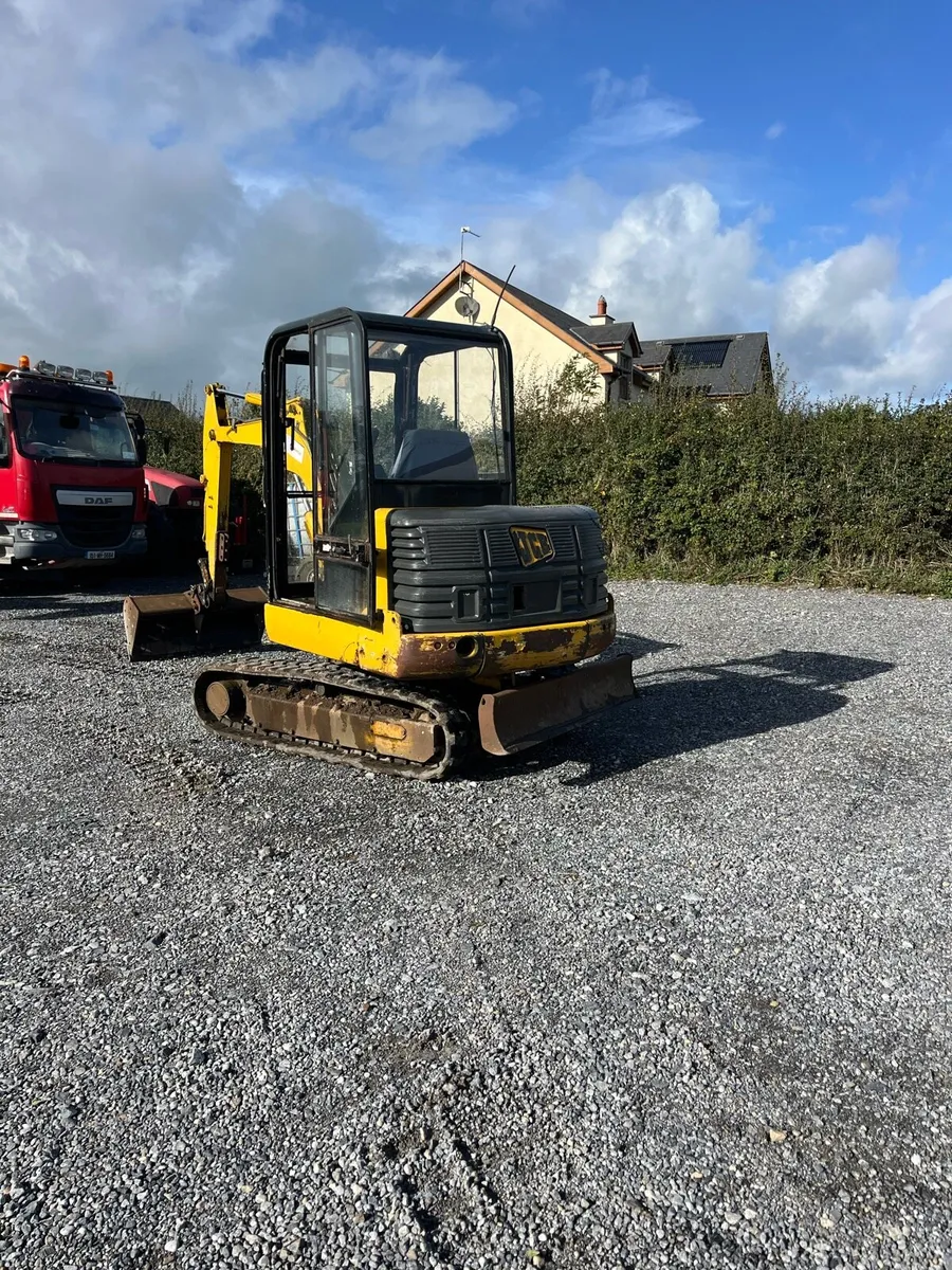 JCB 803 mini digger - Image 3