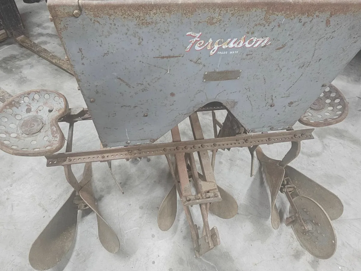 Ferguson Potato Bell Droper - Image 1