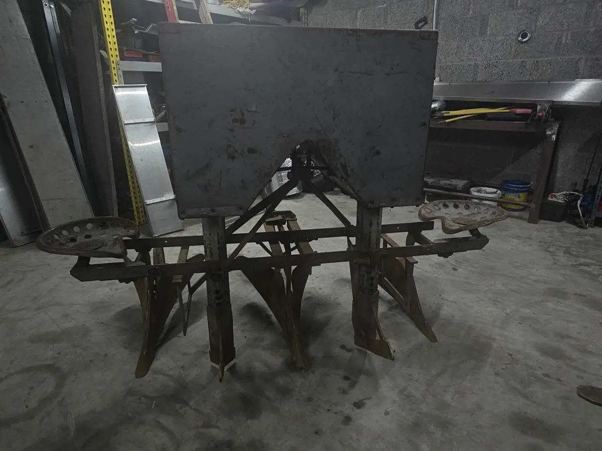 Ferguson Potato Bell Droper - Image 2