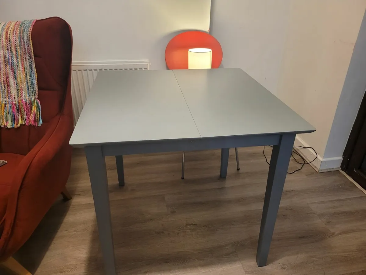 Table - extending/ expandable - Image 4