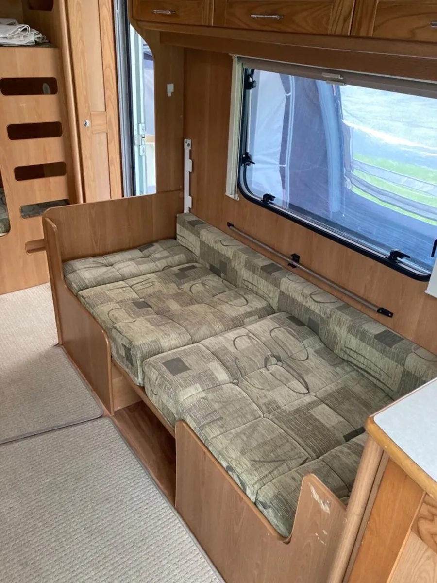 Caravan - Image 4