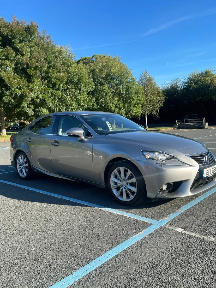 Lexus IS300H Full Service History, Low mileage - Image 3
