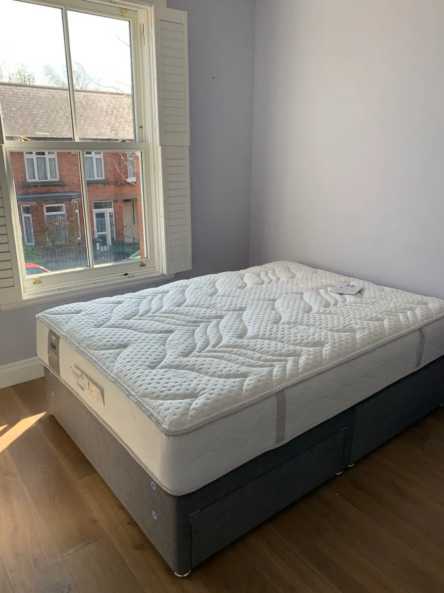 Double bed and mattress - Image 1
