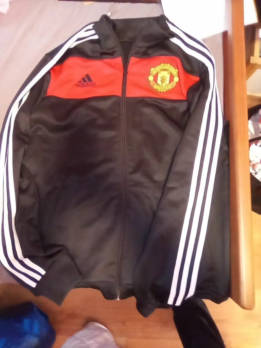 Tracksuit - Image 2