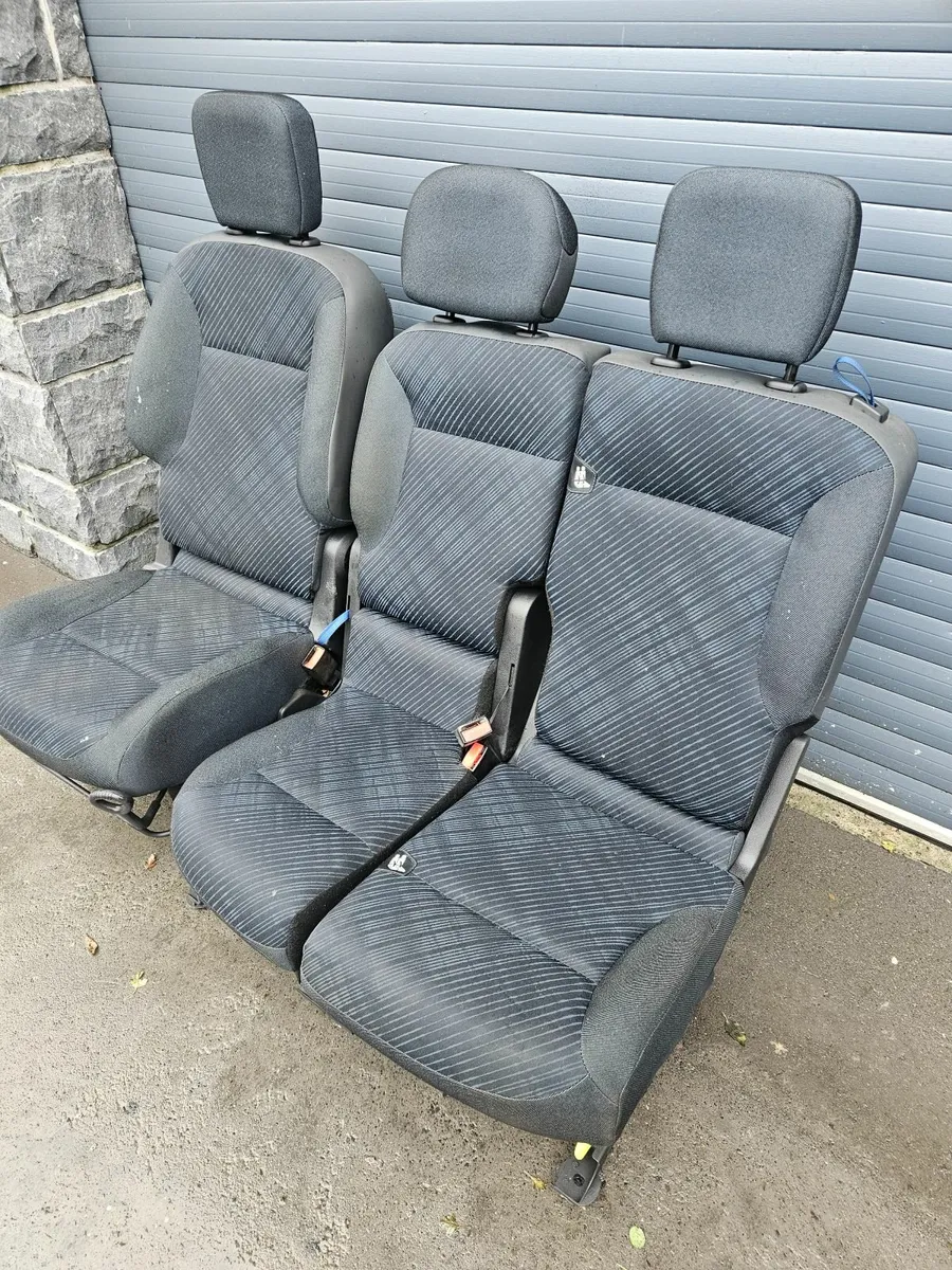 3 seats peugeot partner van - Image 1