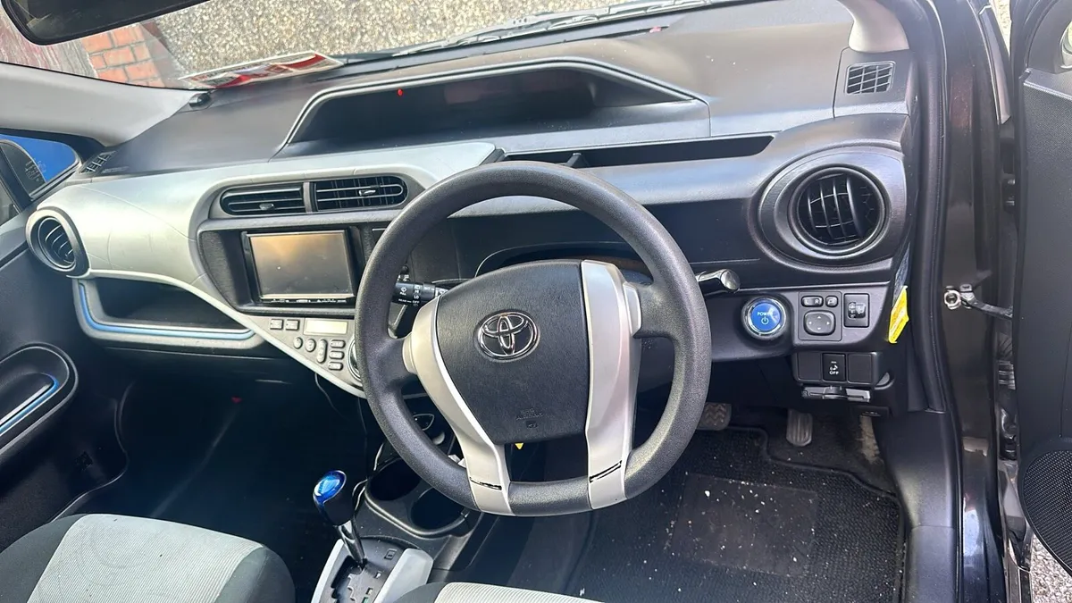 Toyota aqua - Image 1