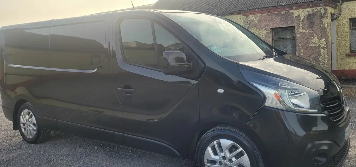 Renault Trafic 2017 - Image 4