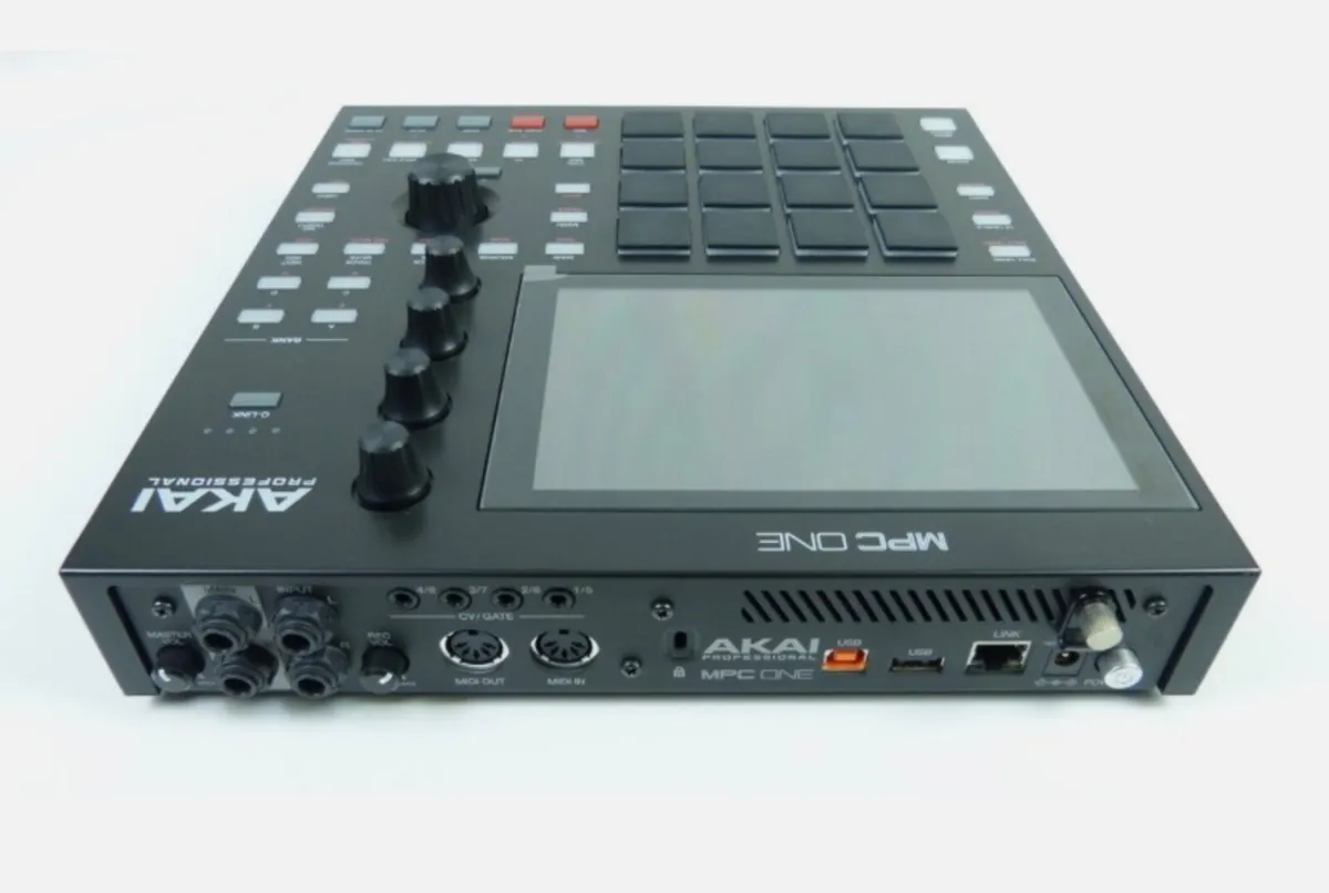 AKAI MPC ONE