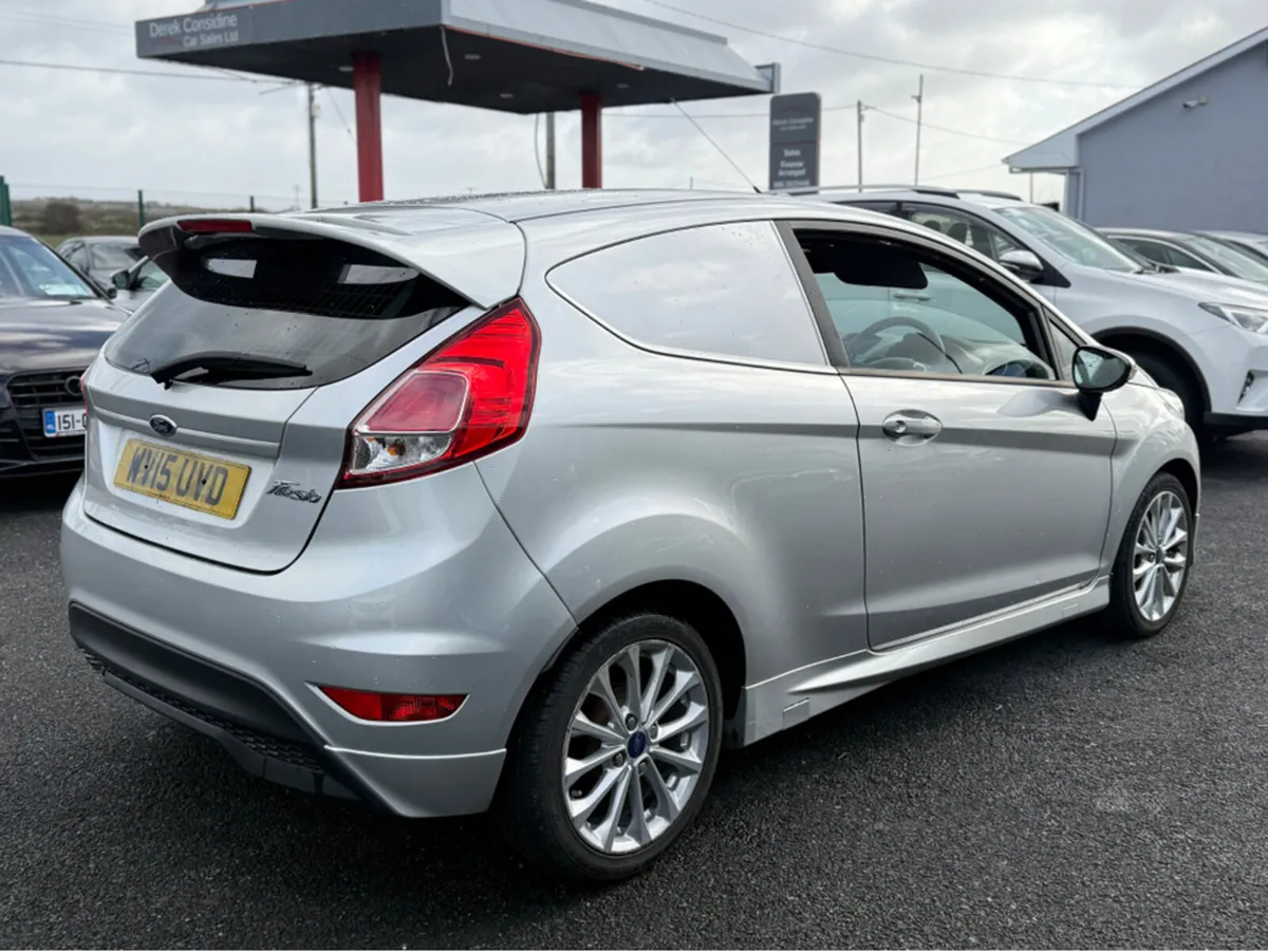 Ford Fiesta SPORT TDCI - Image 4