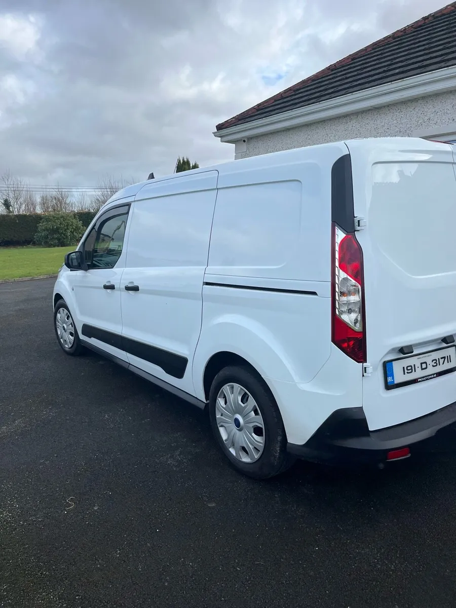 2019 Transit Connect LWB - Image 2