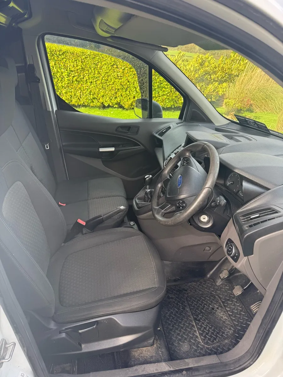 2019 Transit Connect LWB - Image 3