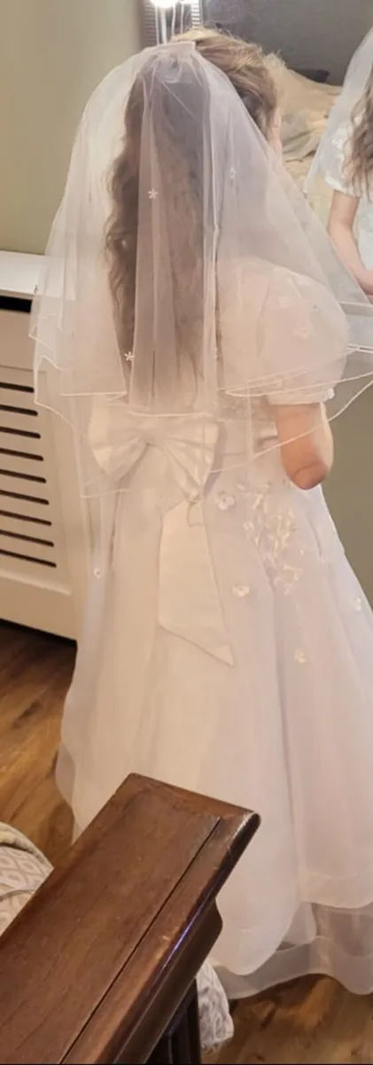 Communion dress - Image 1