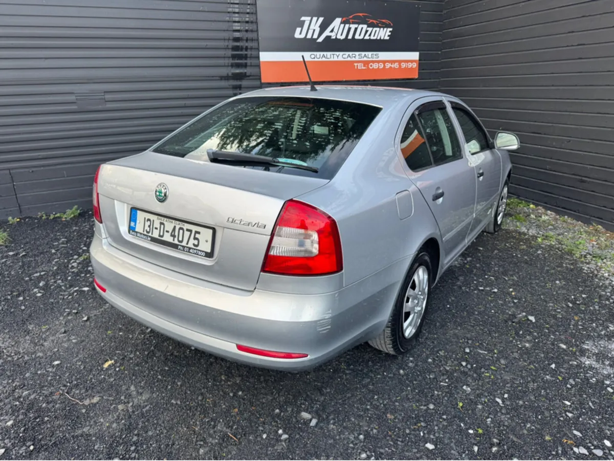 Skoda Octavia ACTIVE 1.2 TSI 105HP DSG 4 4DR AUTO - Image 4
