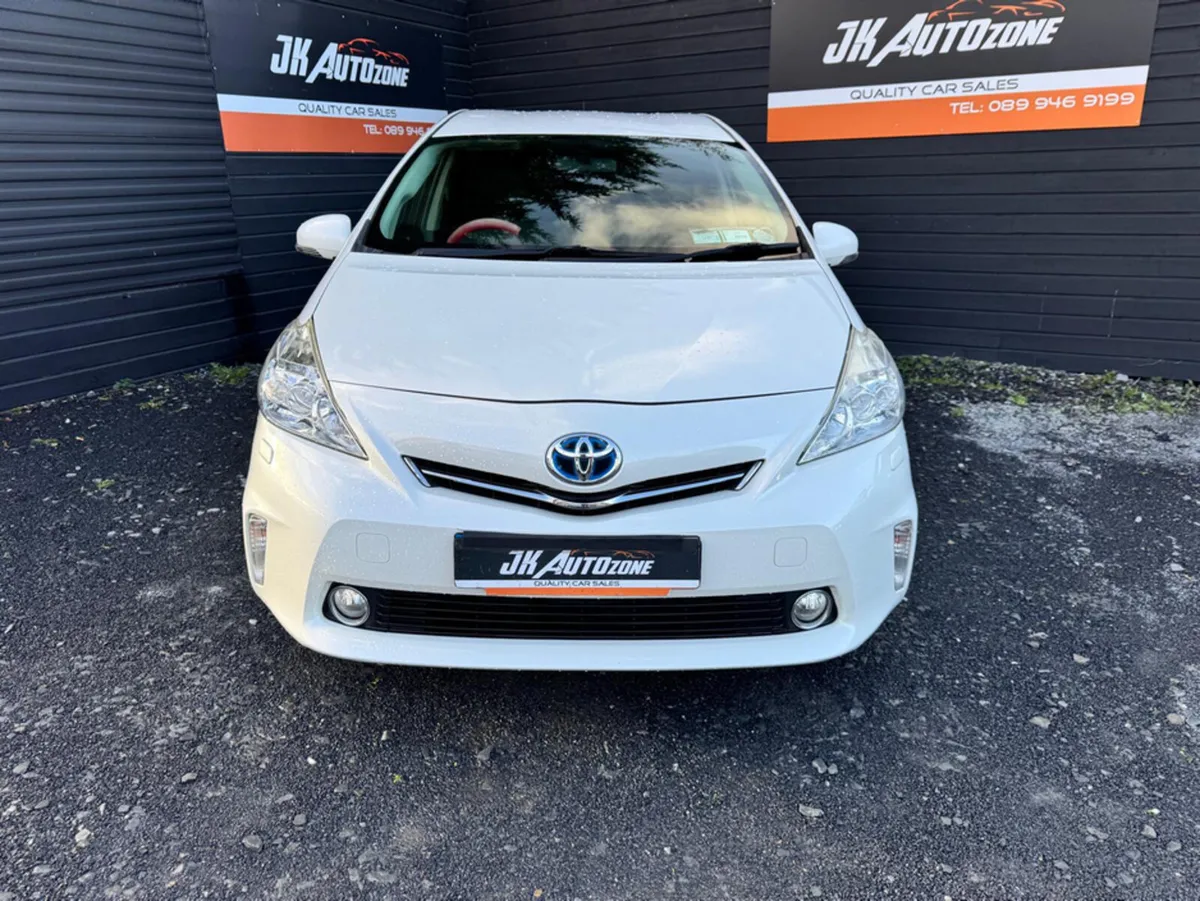 Toyota Prius 1.8 HYBRID AUTO - Image 2