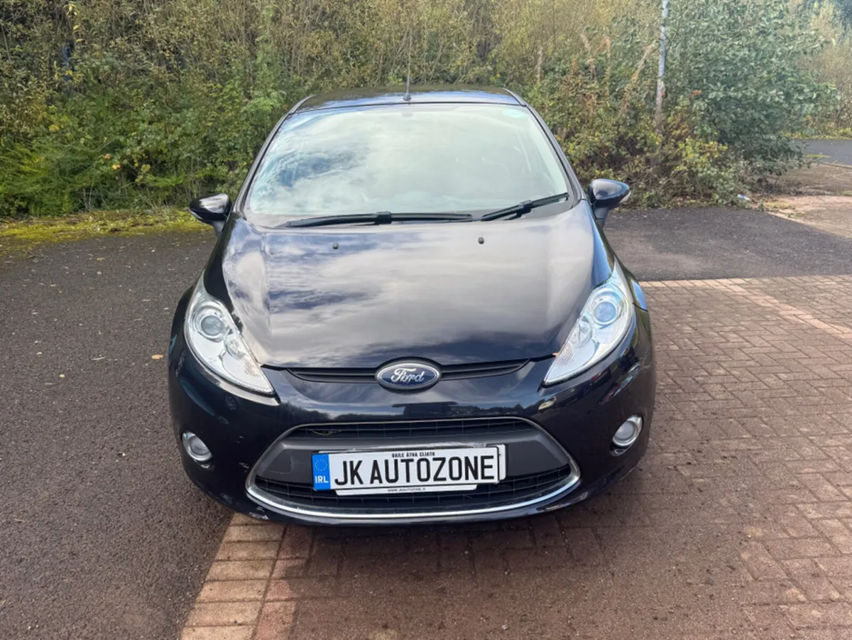 Ford Fiesta ZETEC TDCI 70 - Image 2